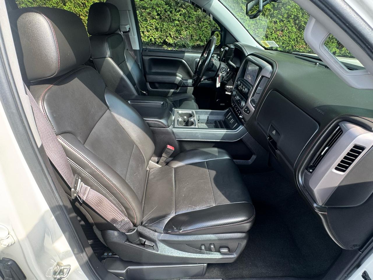GMC Sierra 1500 Crew Cab 143.5" WB 4WD SLT 2015