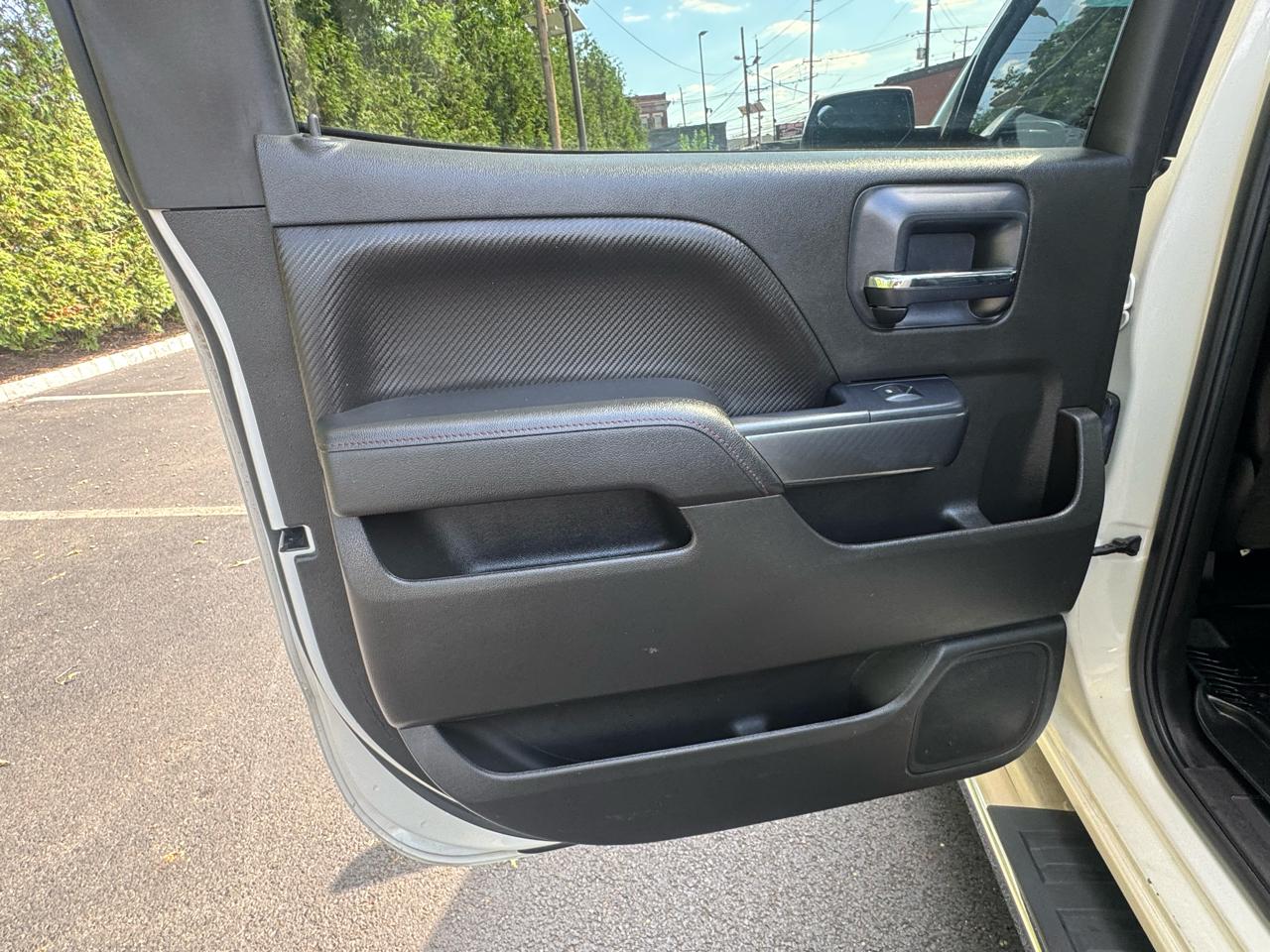 GMC Sierra 1500 Crew Cab 143.5" WB 4WD SLT 2015