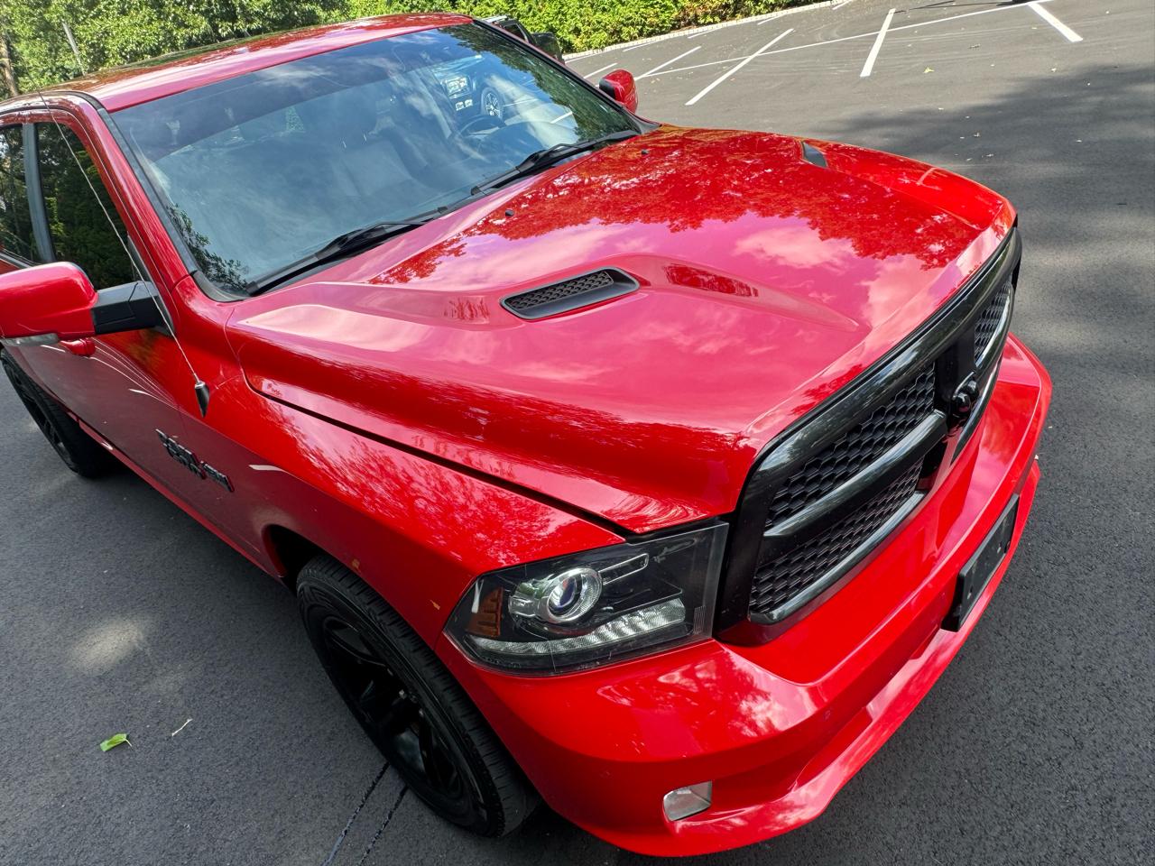 RAM 1500 4WD Crew Cab 140.5" Night 2017