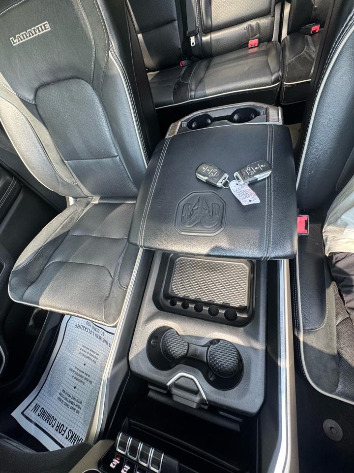 RAM 1500 Laramie Crew Cab LWB 4WD 2019