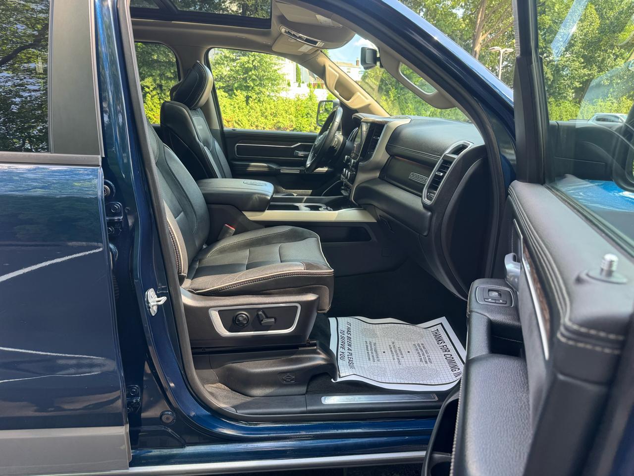 RAM 1500 Laramie Crew Cab LWB 4WD 2019