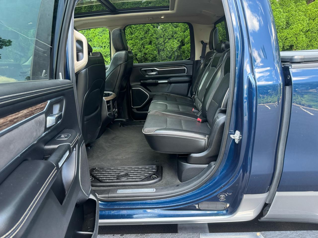 RAM 1500 Laramie Crew Cab LWB 4WD 2019