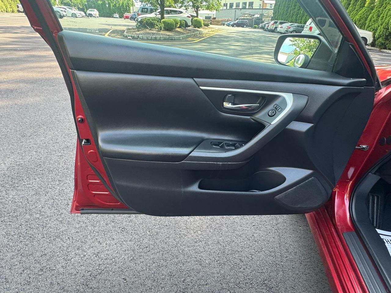 Nissan Altima 2.5 SR 2016