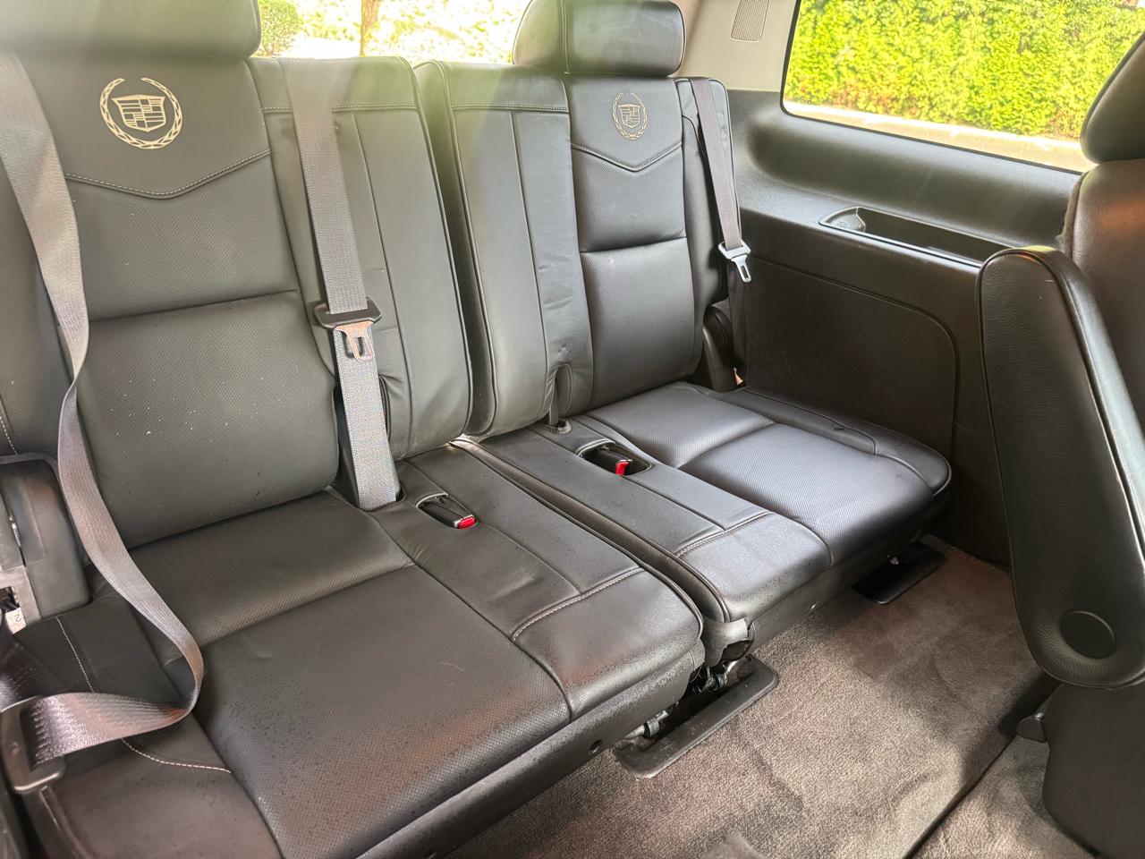 Cadillac Escalade AWD Platinum 2012