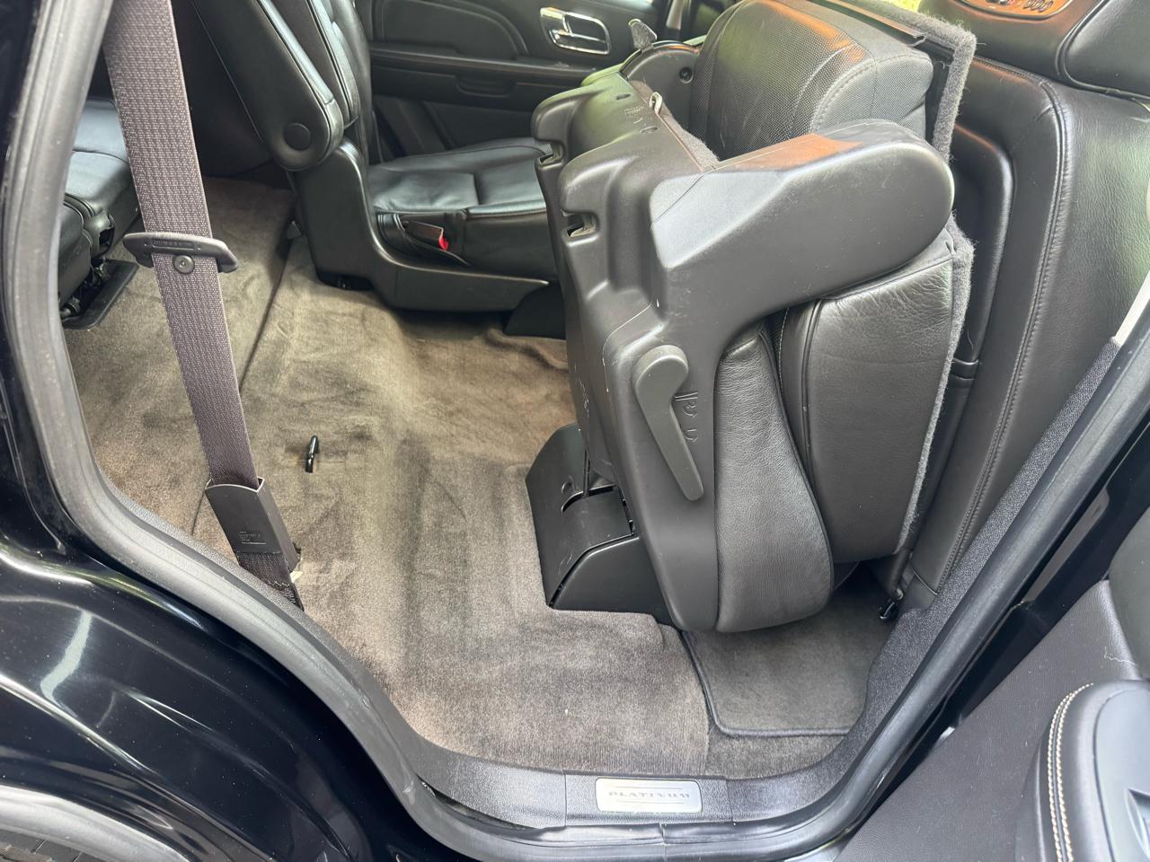 Cadillac Escalade AWD Platinum 2012
