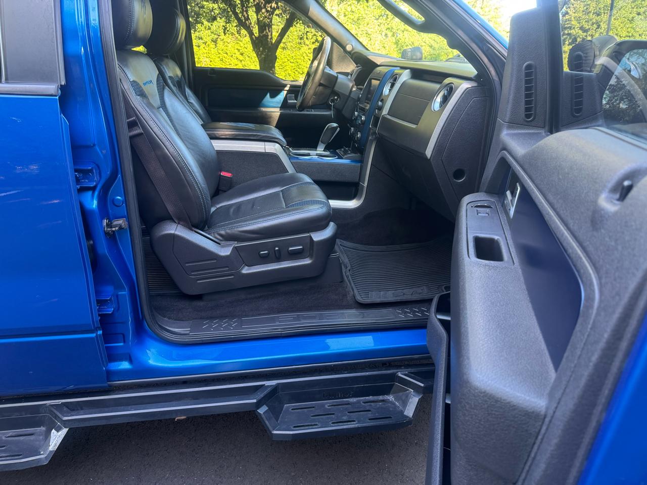 Ford F-150 Raptor 4WD SuperCrew 5.5' Box 2013