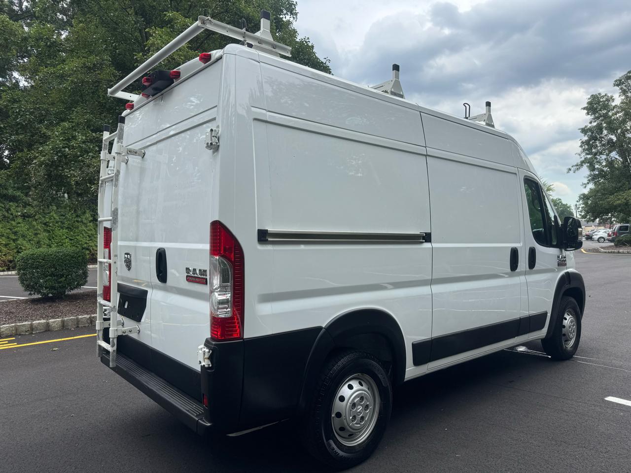 RAM Promaster 2500 High Roof 136-in. WB 2022