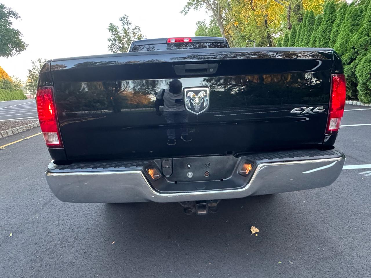 RAM 1500 4WD Crew Cab 140.5" Tradesman 2013
