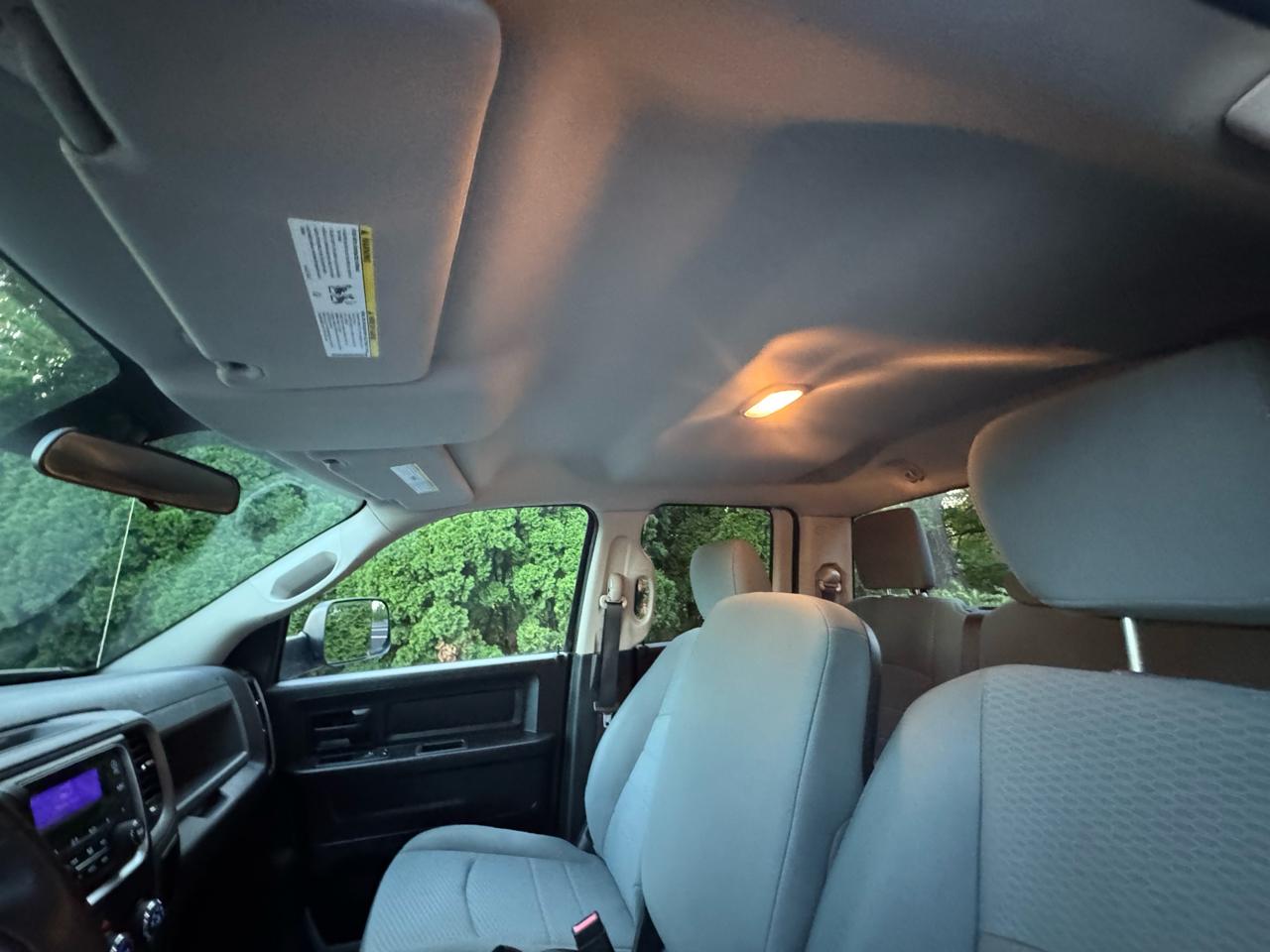 RAM 1500 4WD Crew Cab 140.5" Tradesman 2013