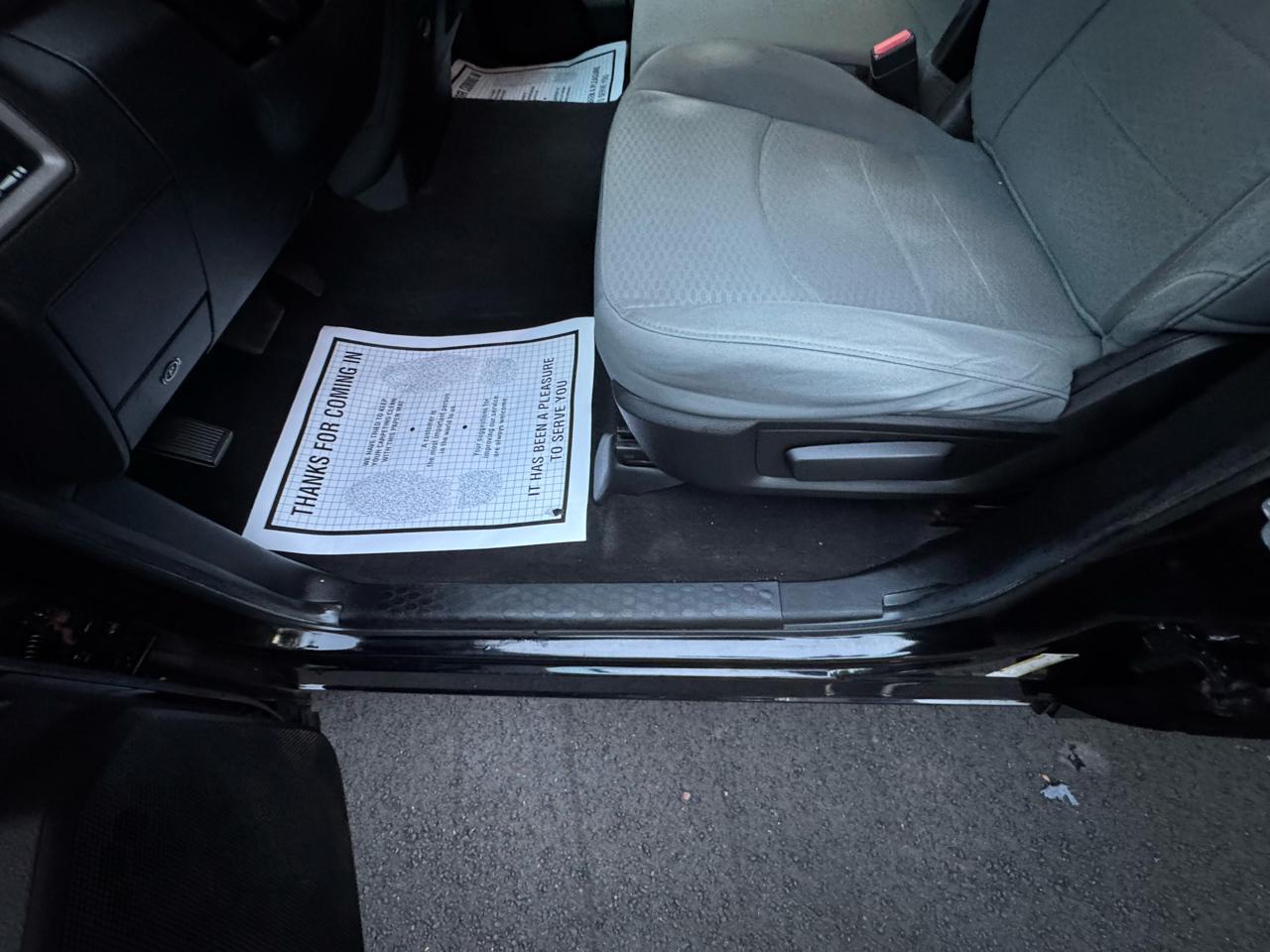 RAM 1500 4WD Crew Cab 140.5" Tradesman 2013