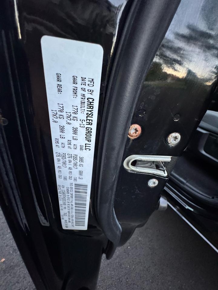 RAM 1500 4WD Crew Cab 140.5" Tradesman 2013