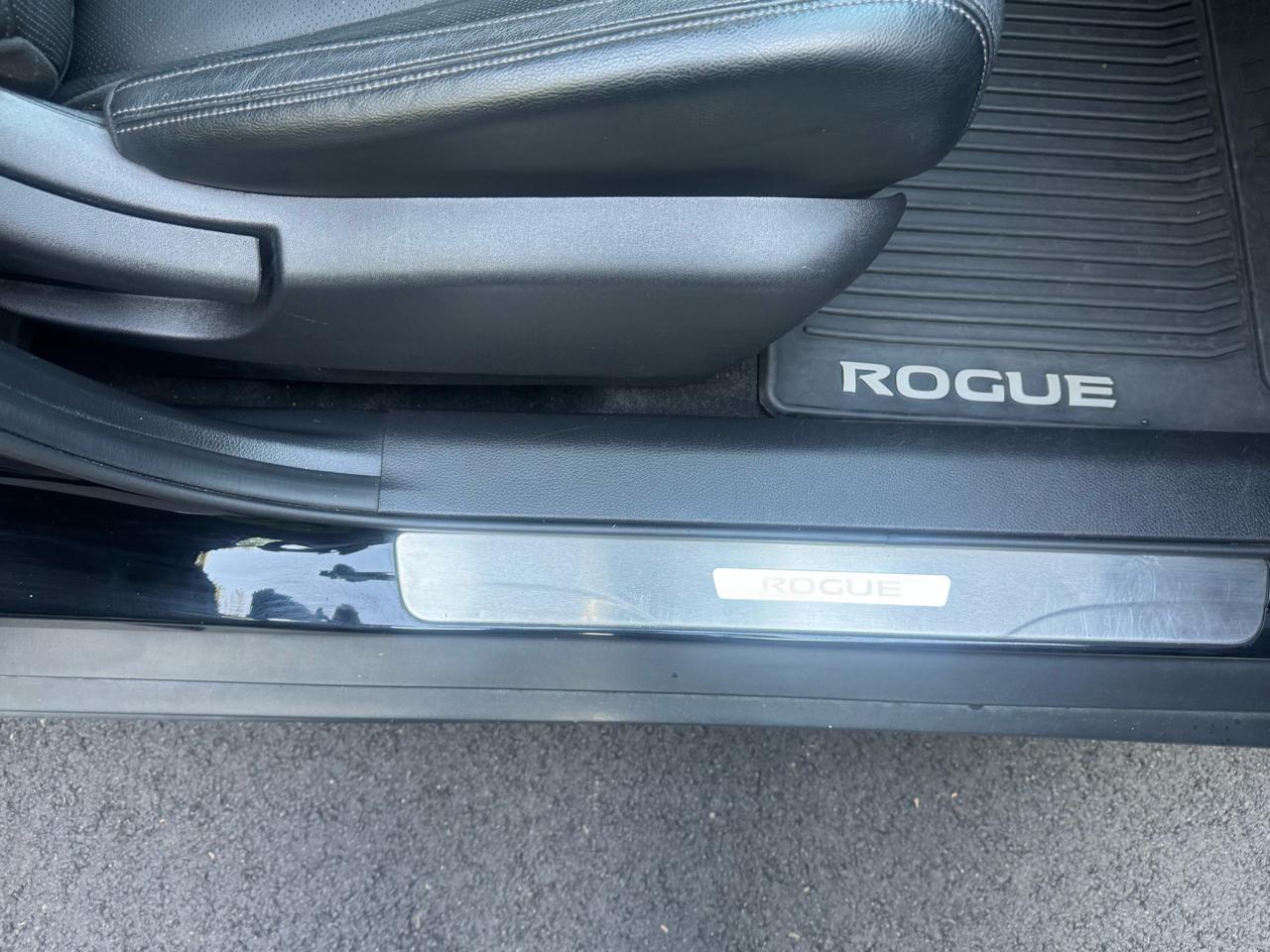 Nissan Rogue SV AWD 2018
