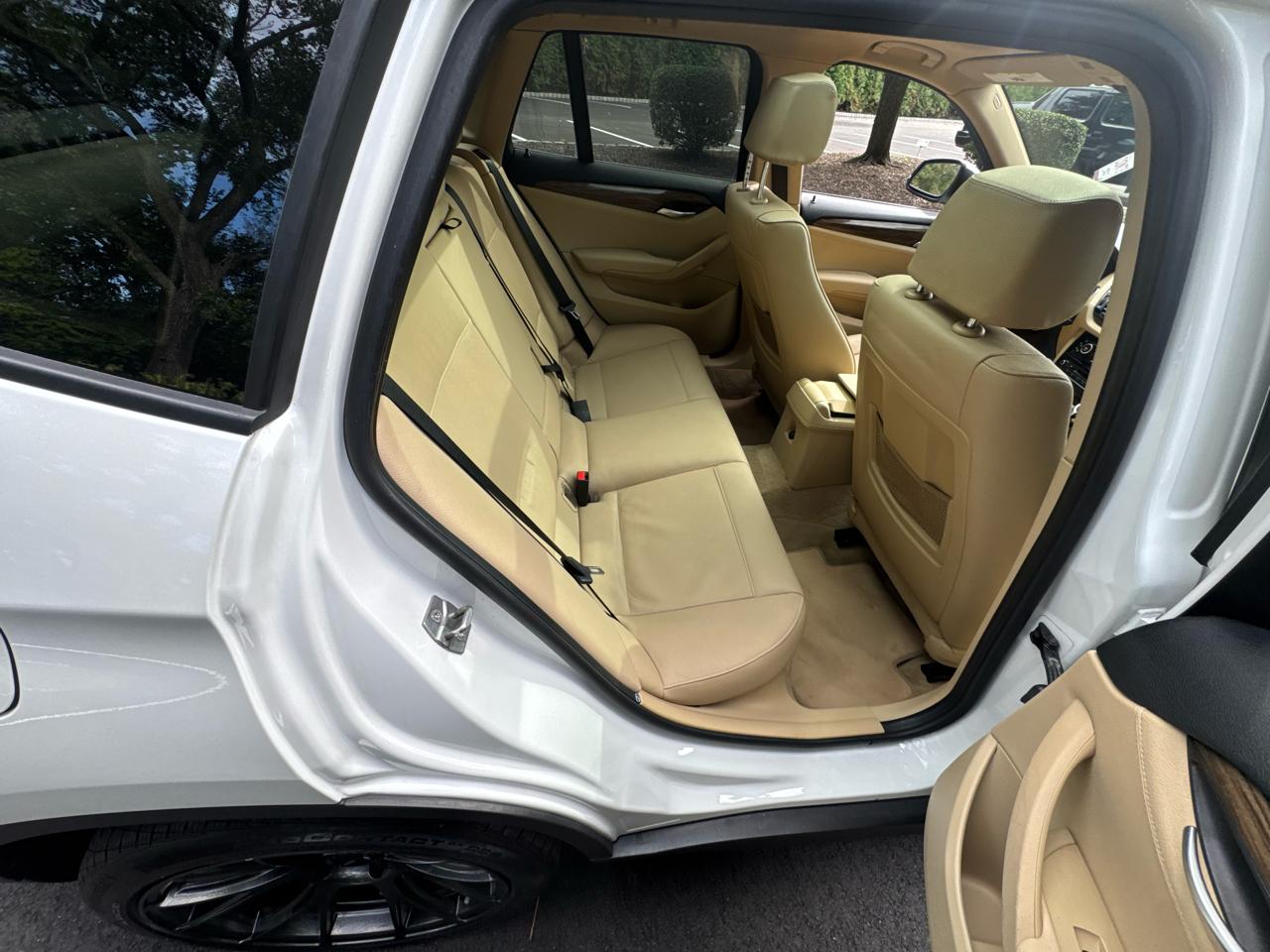 BMW X1 xDrive35i 2013