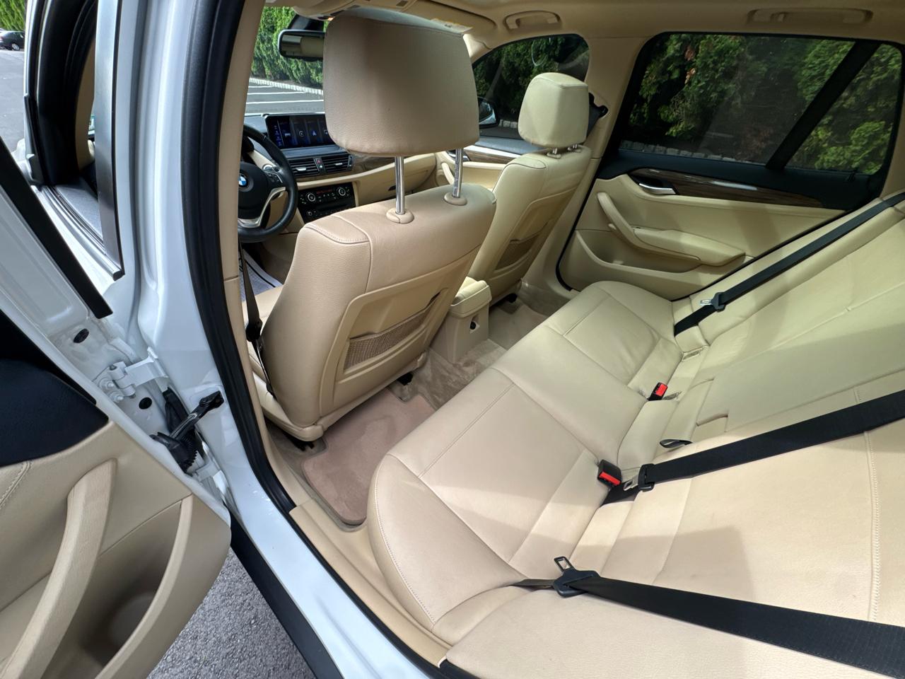 BMW X1 xDrive35i 2013