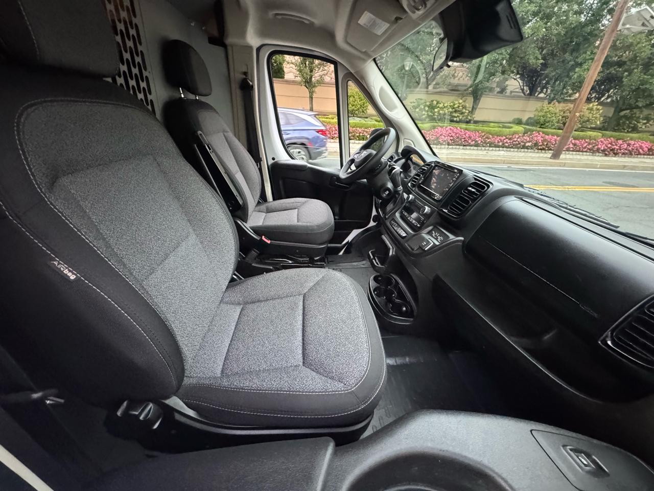 RAM Promaster 2500 High Roof 136-in. WB 2022