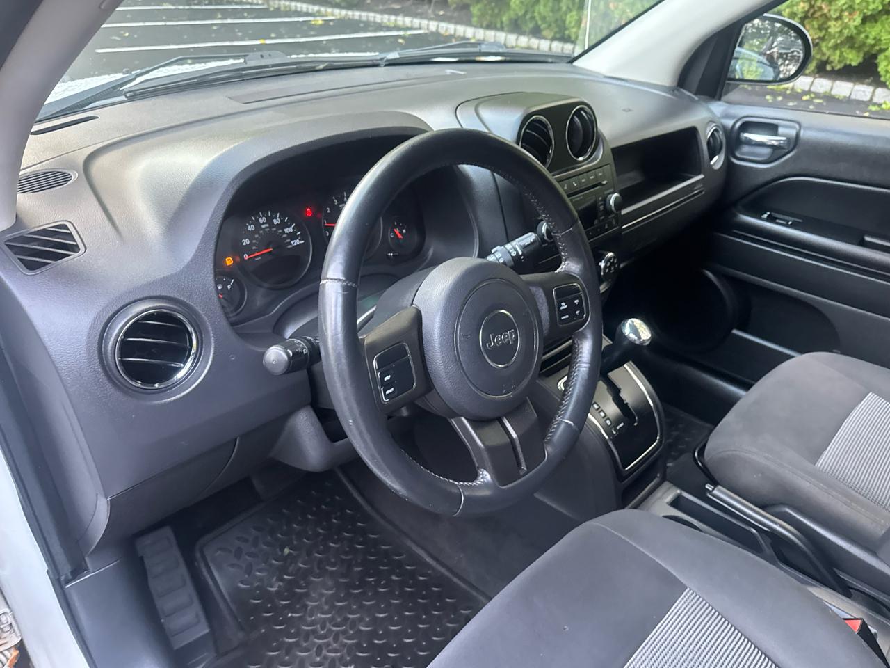 Jeep Compass Sport 4WD 2011