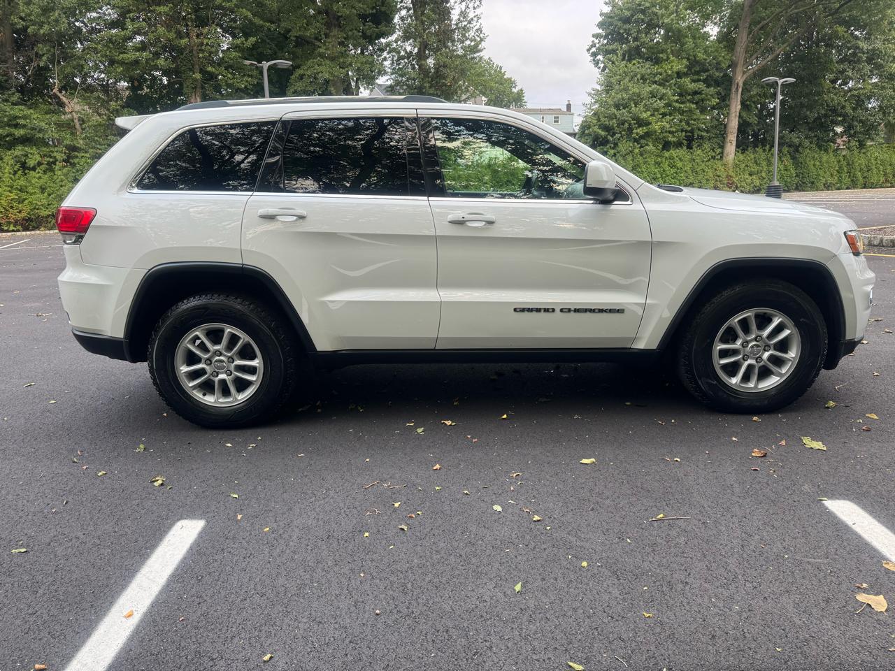 Jeep Grand Cherokee Laredo 4WD 2018