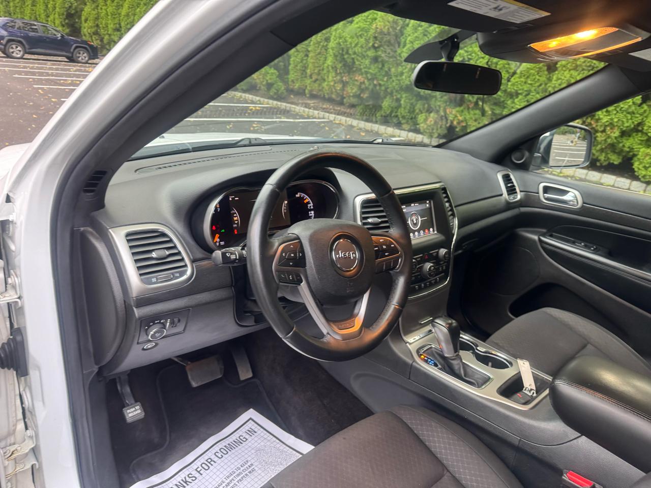 Jeep Grand Cherokee Laredo 4WD 2018