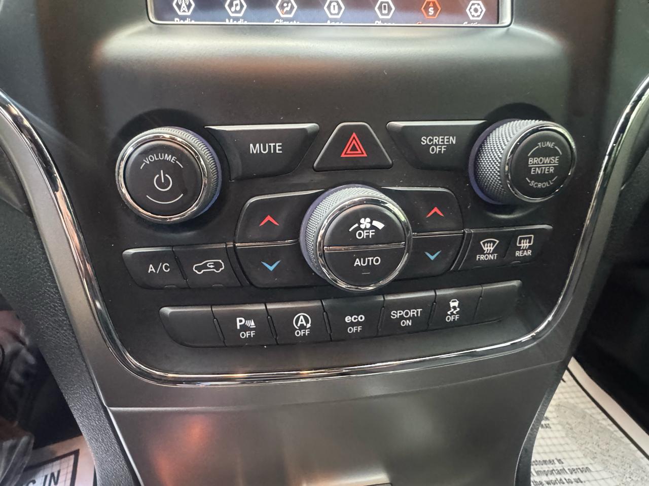 Jeep Grand Cherokee Laredo 4WD 2018