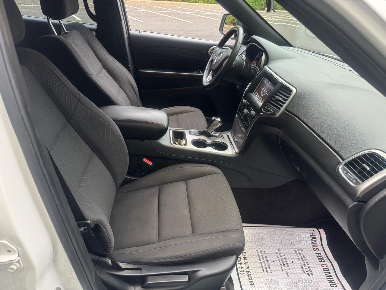 Jeep Grand Cherokee Laredo 4WD 2018