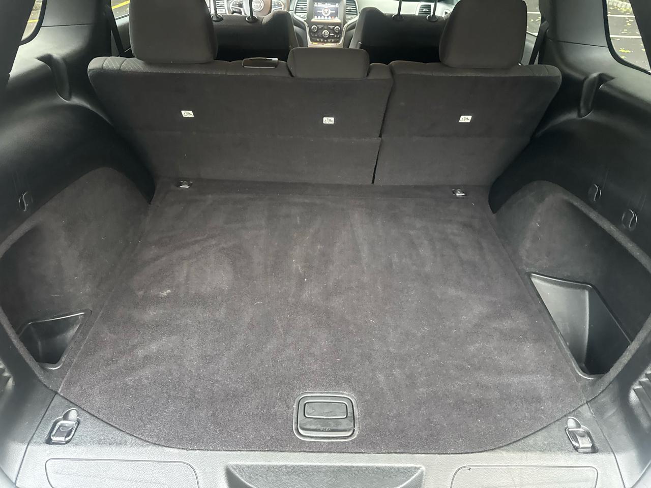 Jeep Grand Cherokee Laredo 4WD 2018