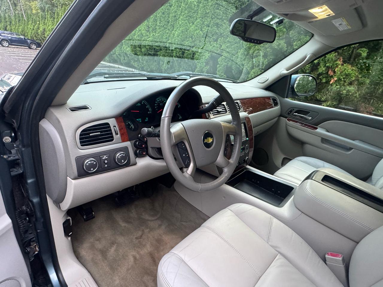 Chevrolet Silverado 1500 4WD Crew Cab 147" LTZ 2011