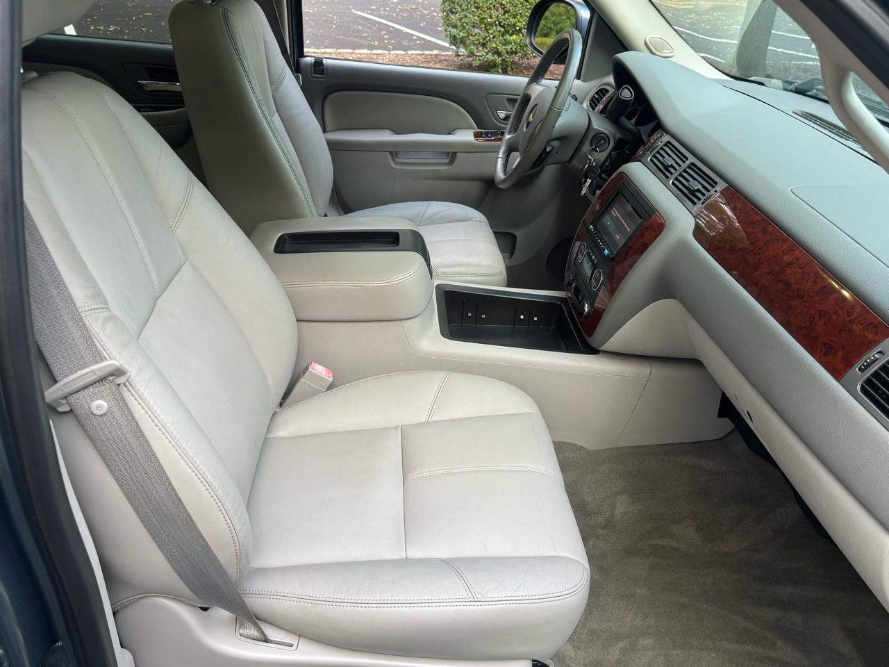 Chevrolet Silverado 1500 4WD Crew Cab 147" LTZ 2011