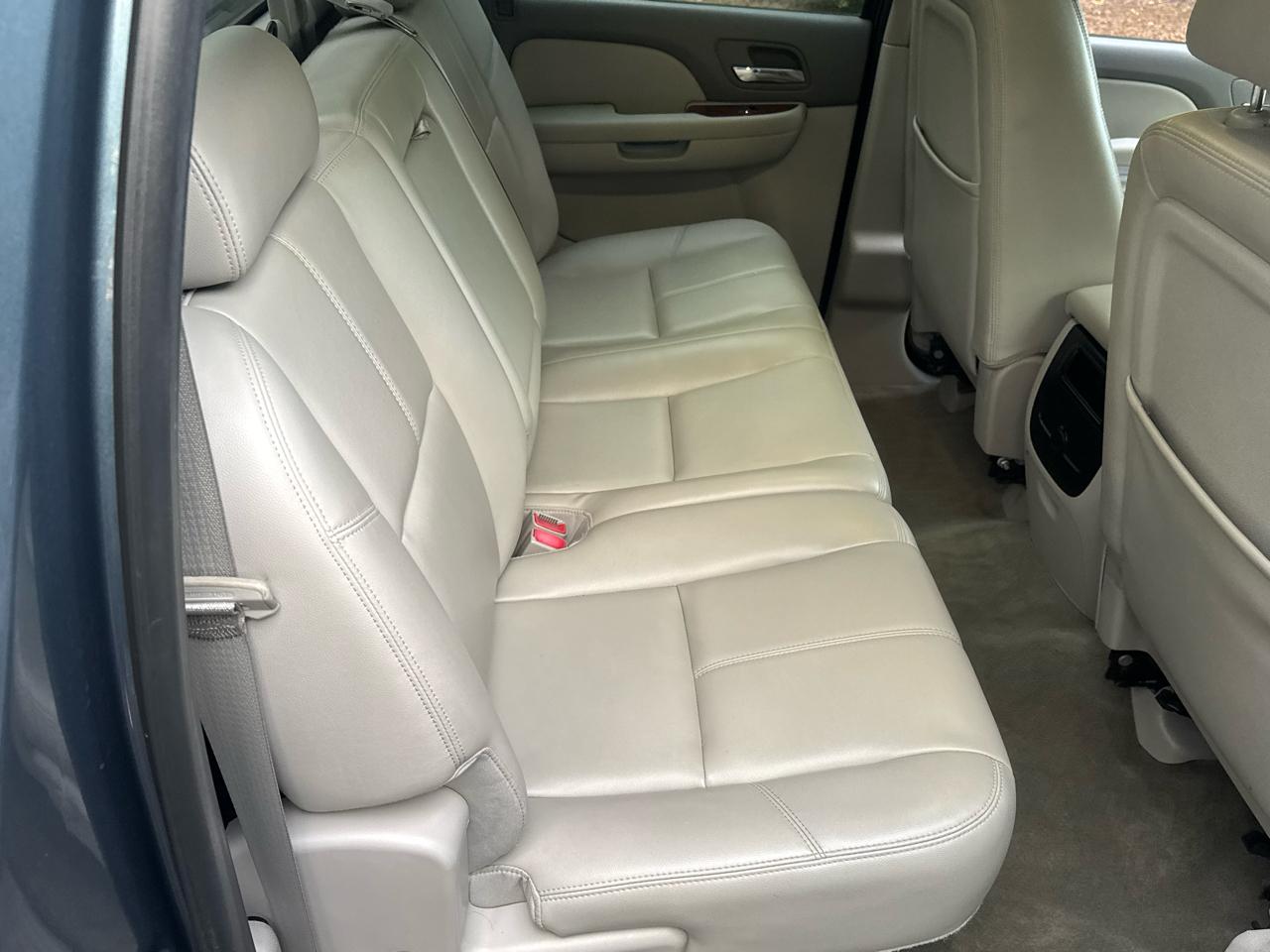 Chevrolet Silverado 1500 4WD Crew Cab 147" LTZ 2011