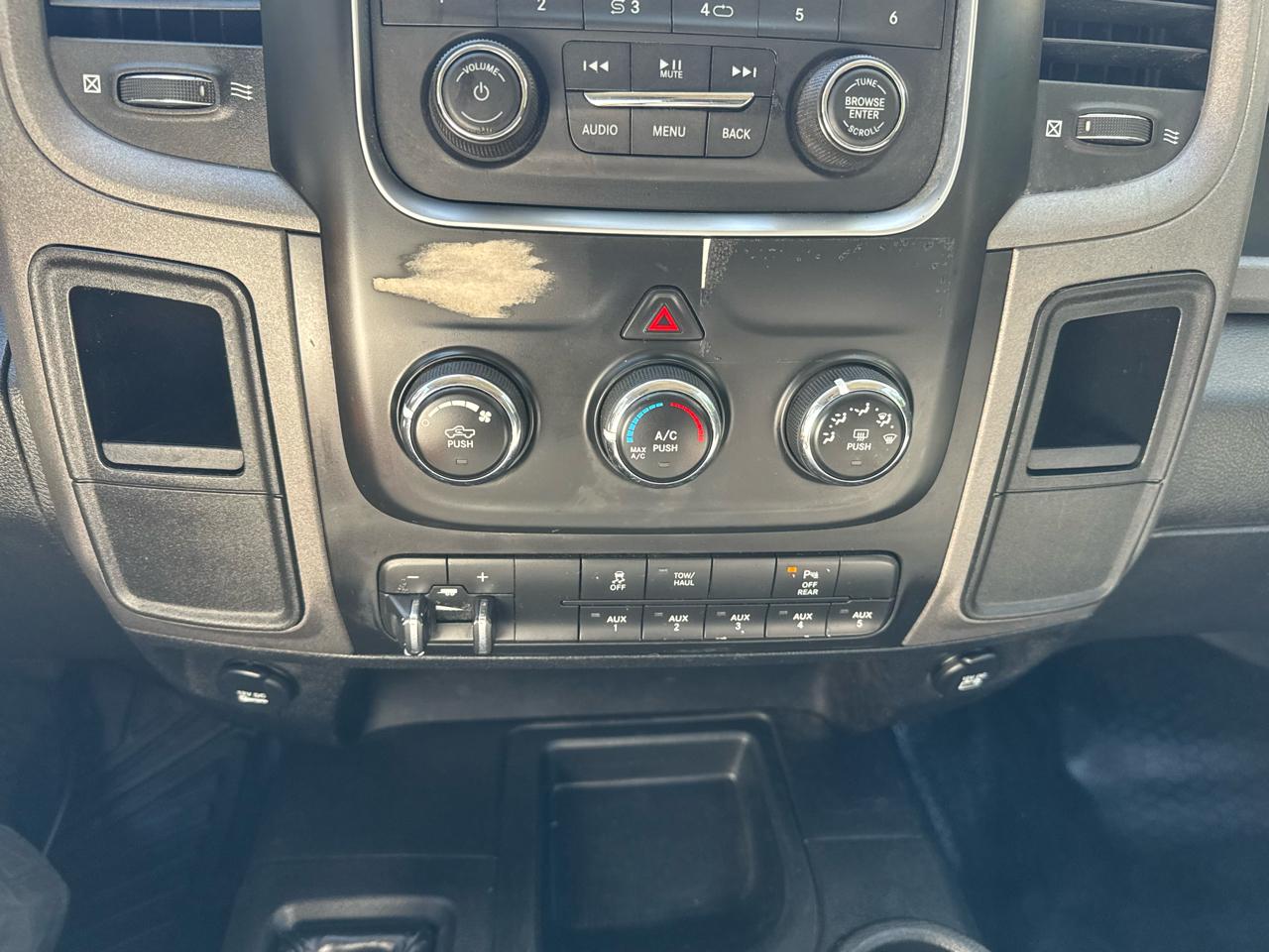 RAM 2500 Tradesman Crew Cab LWB 4WD 2017