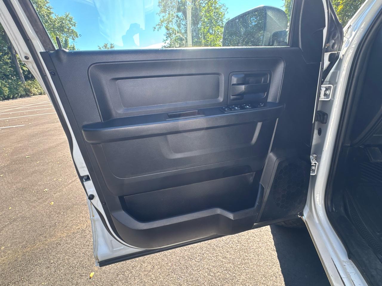 RAM 2500 Tradesman Crew Cab LWB 4WD 2017