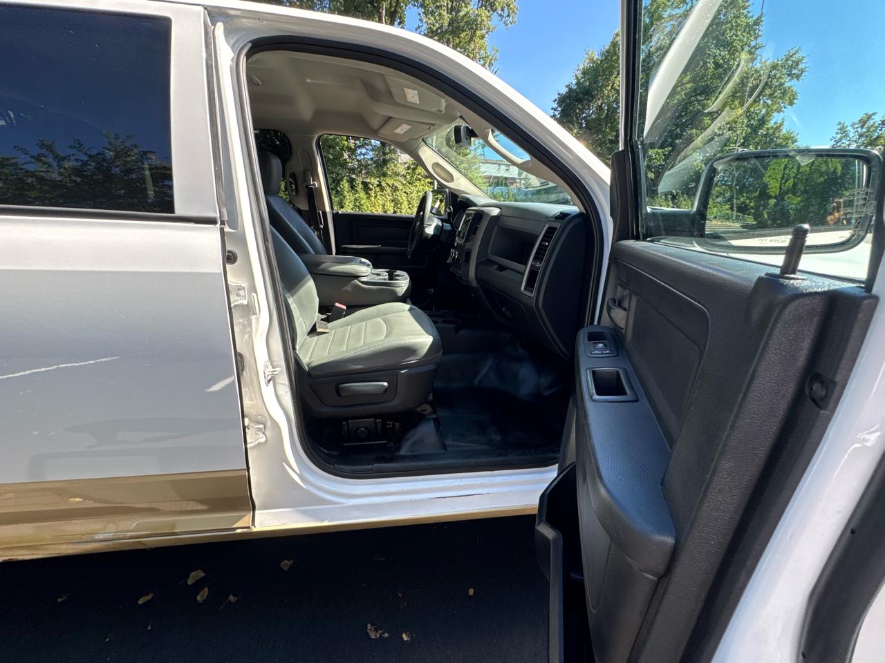 RAM 2500 Tradesman Crew Cab LWB 4WD 2017