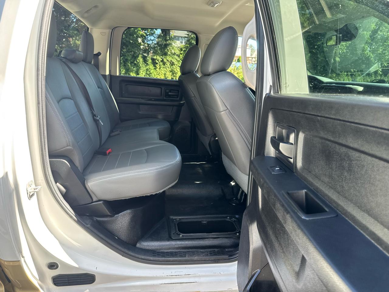 RAM 2500 Tradesman Crew Cab LWB 4WD 2017