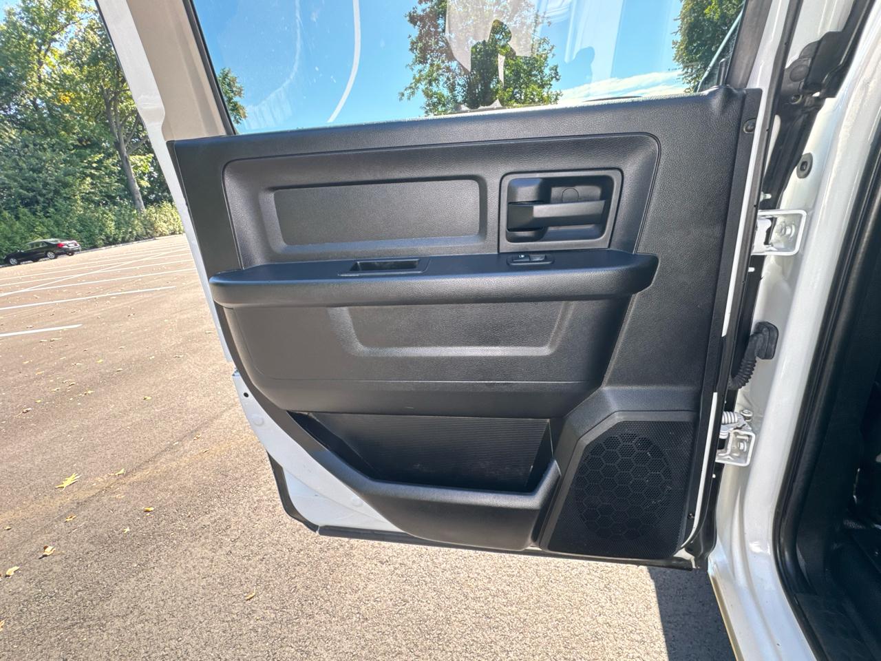 RAM 2500 Tradesman Crew Cab LWB 4WD 2017