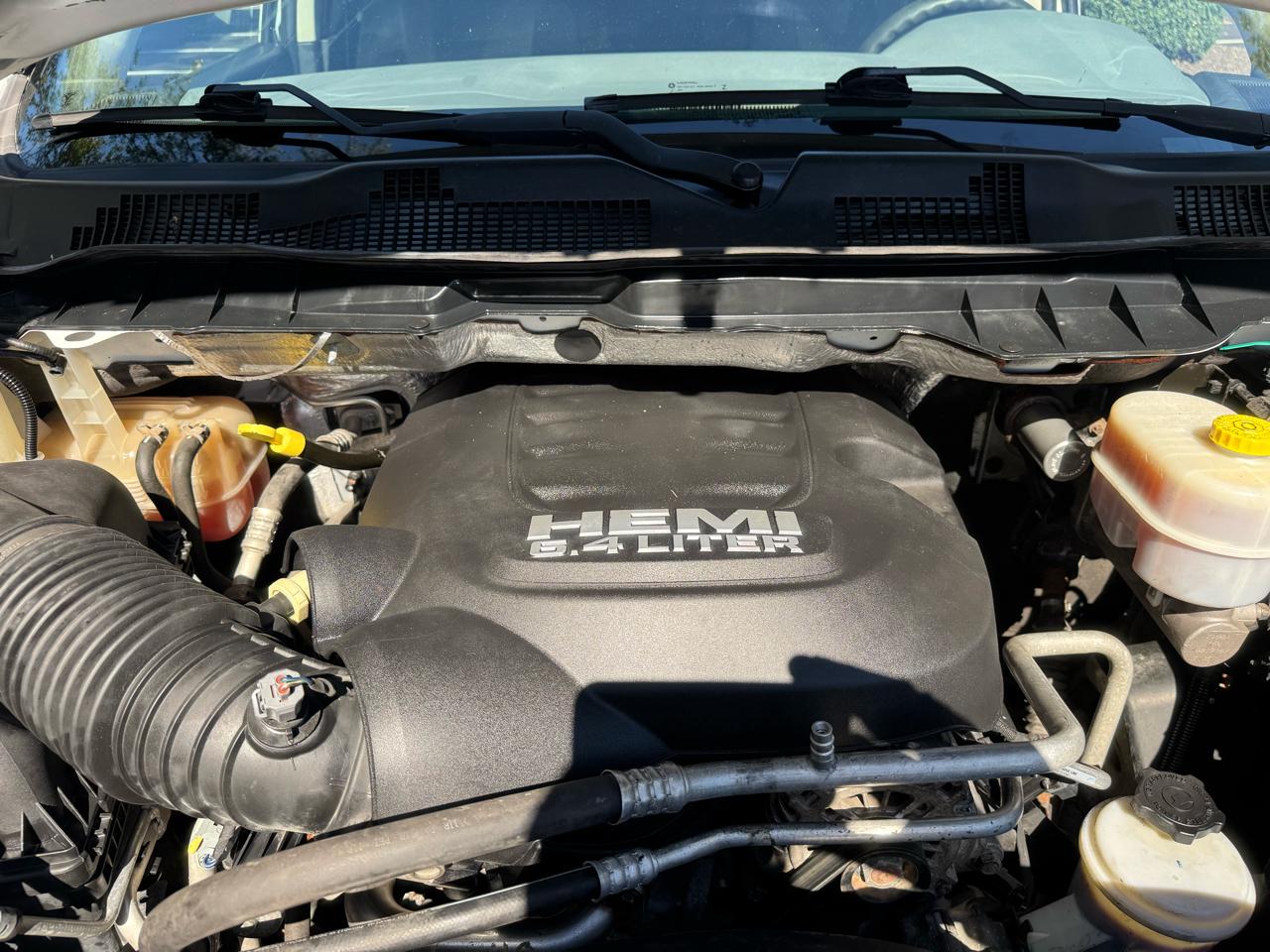 RAM 2500 Tradesman Crew Cab LWB 4WD 2017