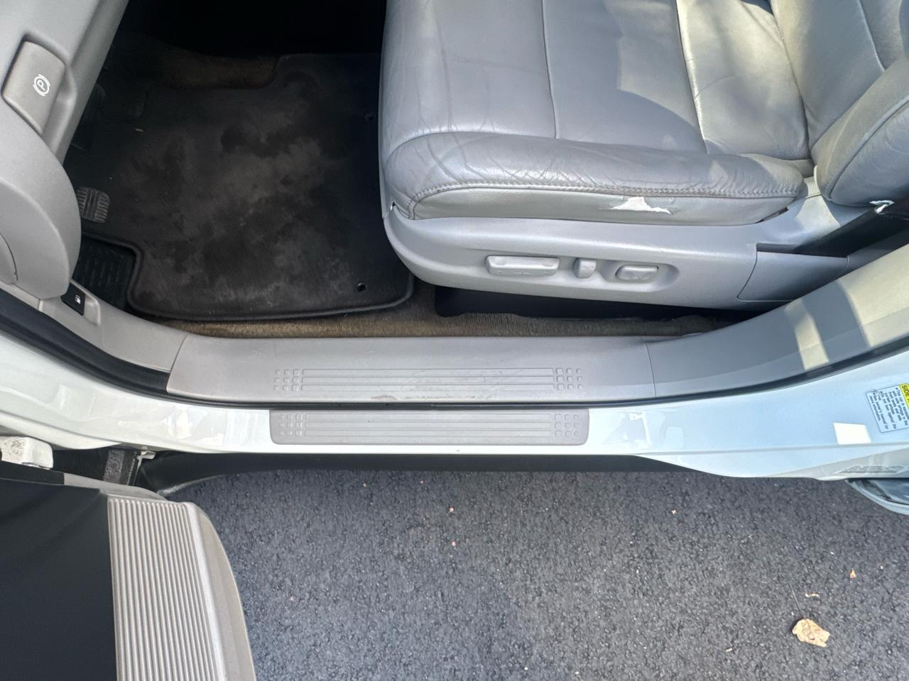 Honda Pilot Touring 4WD 5-Spd AT with DVD 2013