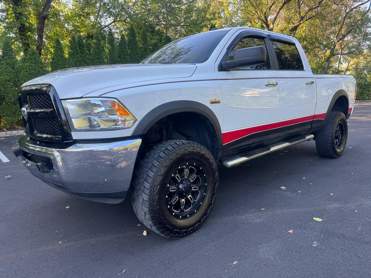 RAM 2500 SLT Crew Cab SWB 4WD 2017