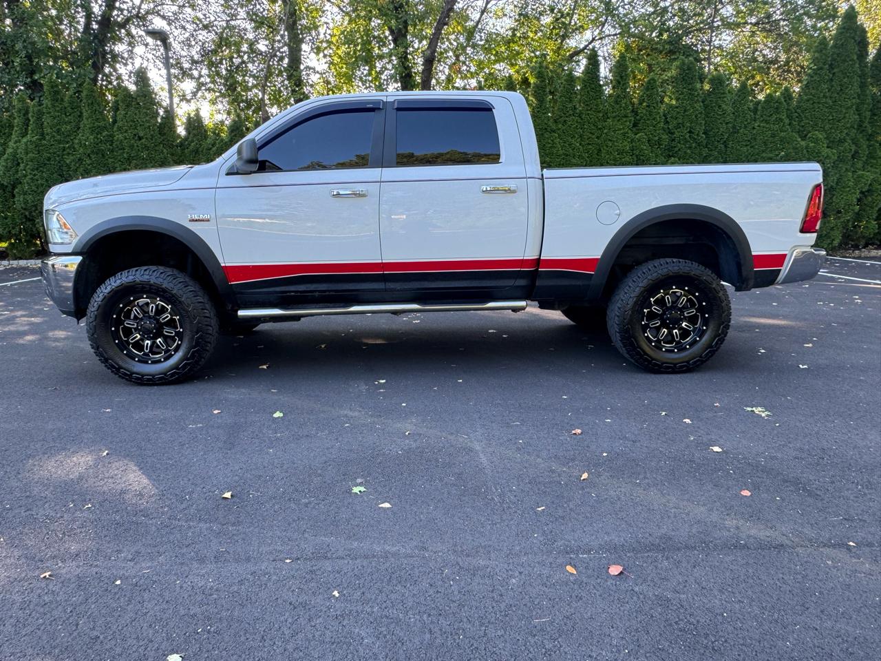 RAM 2500 SLT Crew Cab SWB 4WD 2017