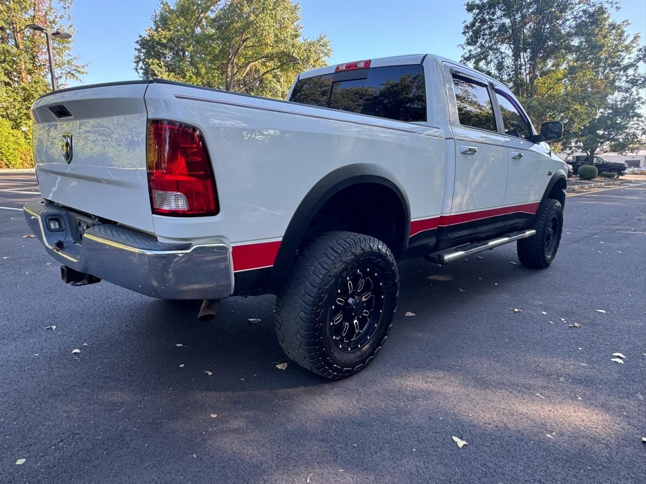 RAM 2500 SLT Crew Cab SWB 4WD 2017