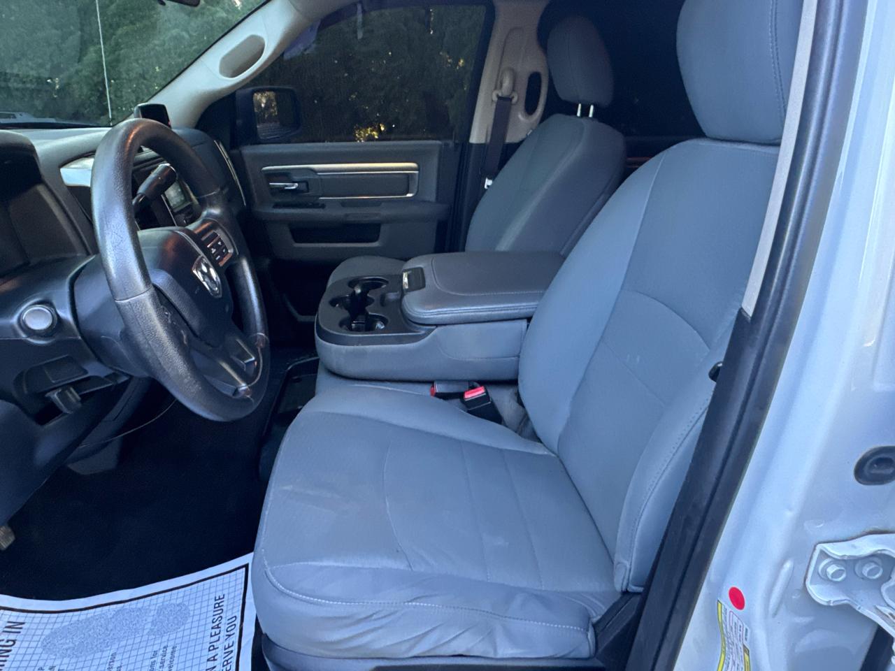 RAM 2500 SLT Crew Cab SWB 4WD 2017