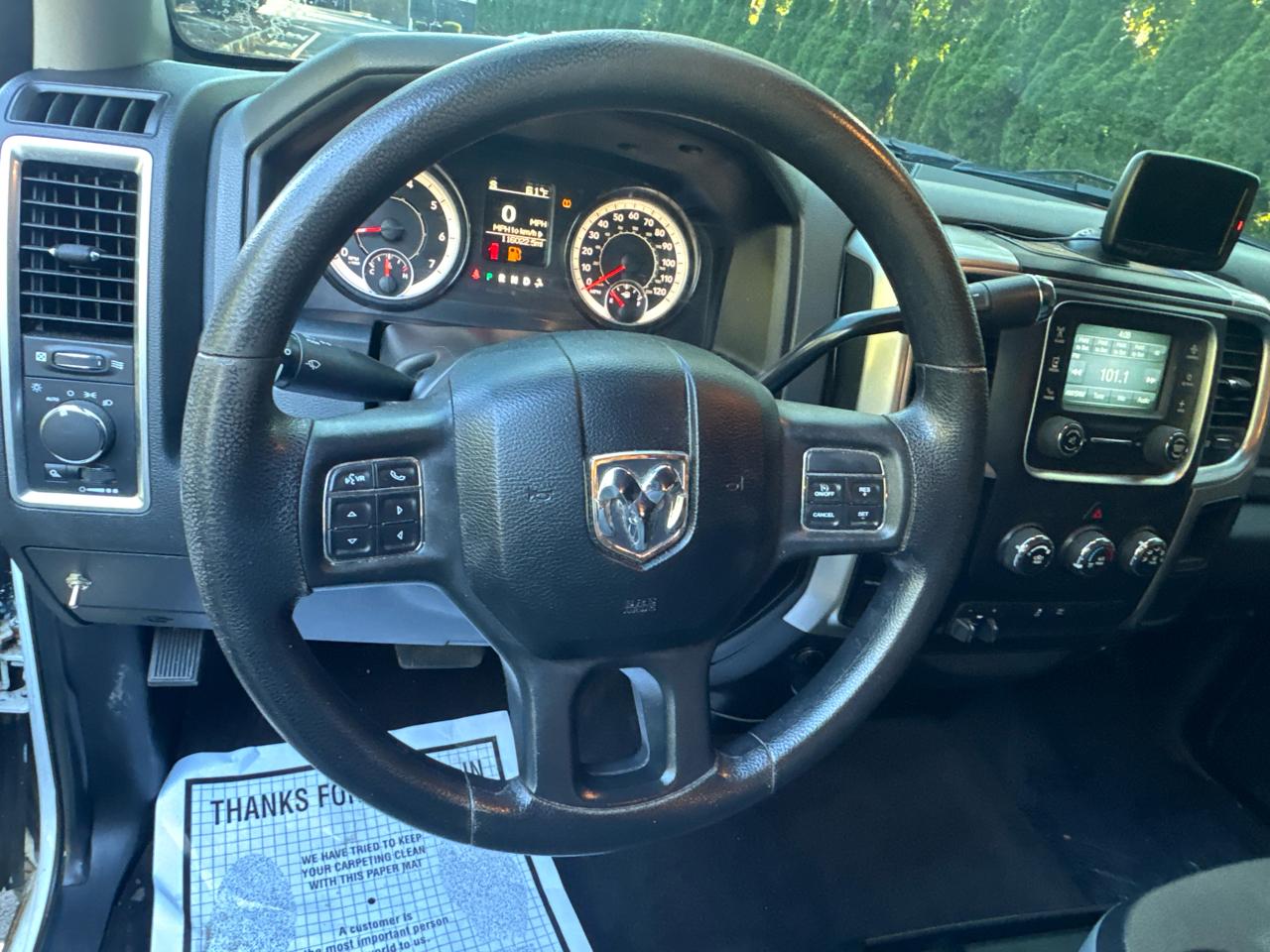 RAM 2500 SLT Crew Cab SWB 4WD 2017