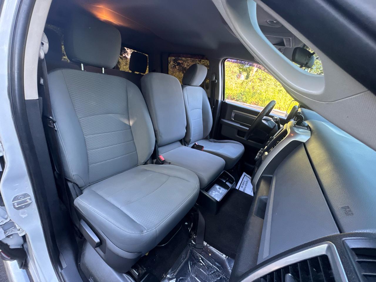 RAM 2500 SLT Crew Cab SWB 4WD 2017