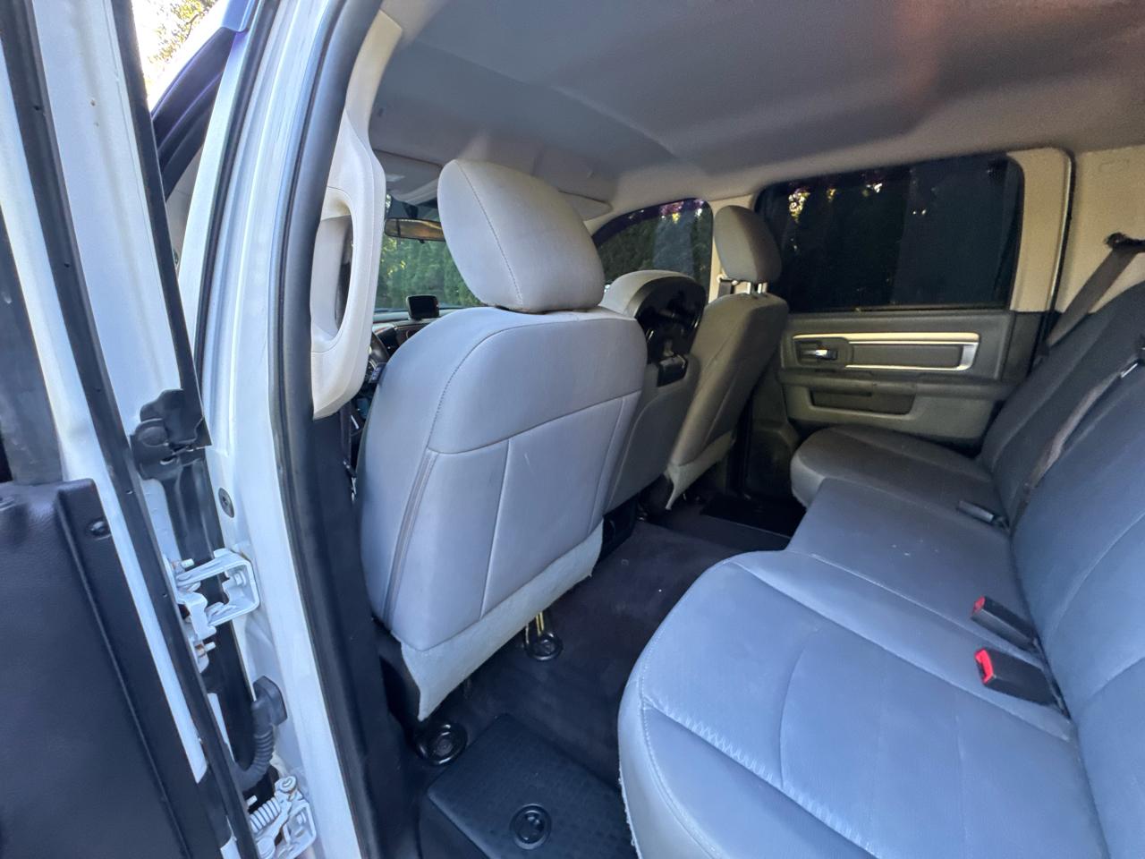 RAM 2500 SLT Crew Cab SWB 4WD 2017