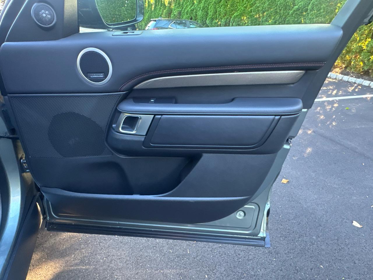 Land Rover Discovery HSE Luxury 2017
