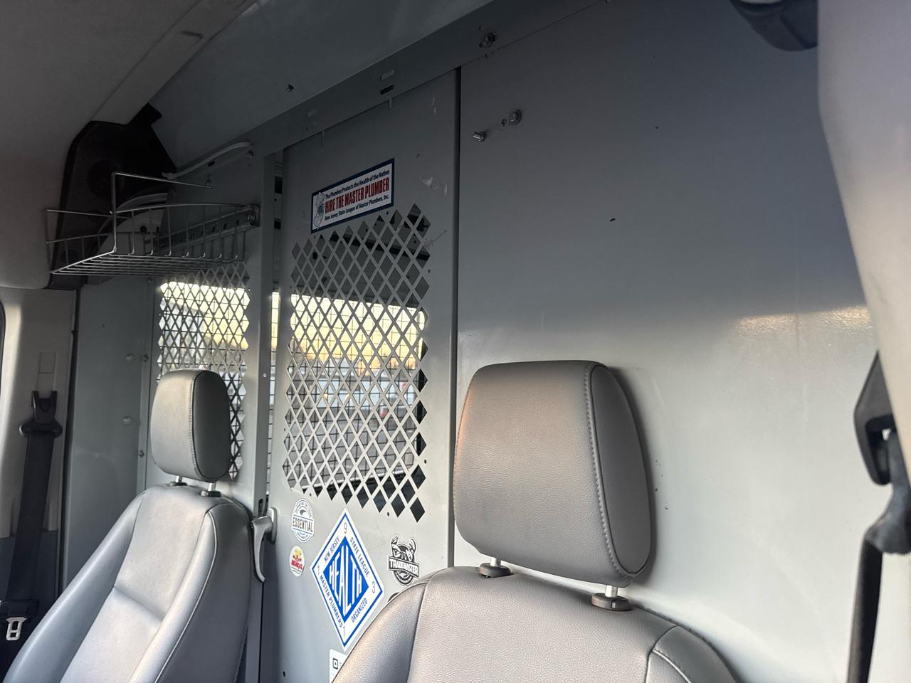 Ford Transit 250 Van Med. Roof w/Sliding Pass. 148-in. WB 2015