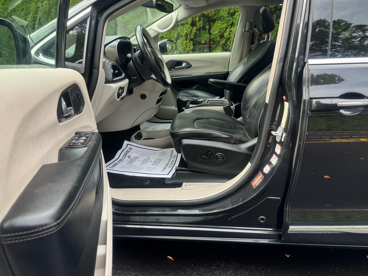Chrysler Pacifica Limited 2018