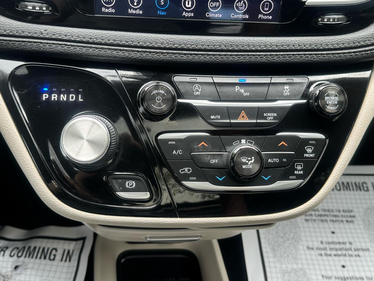 Chrysler Pacifica Limited 2018