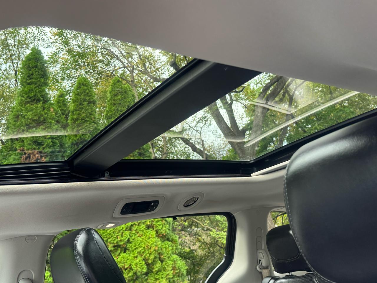 Chrysler Pacifica Limited 2018