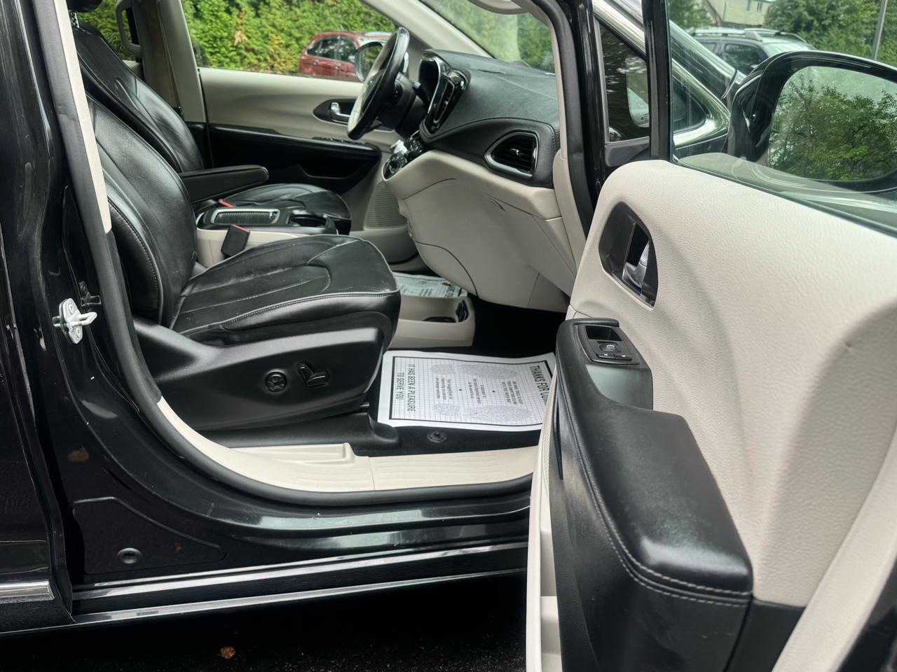 Chrysler Pacifica Limited 2018