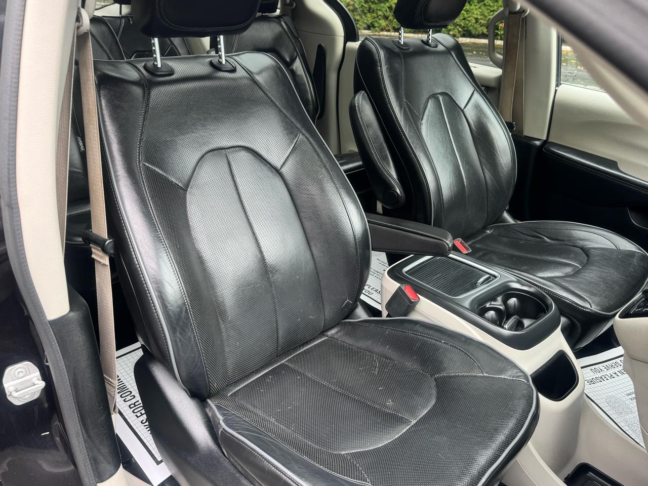 Chrysler Pacifica Limited 2018