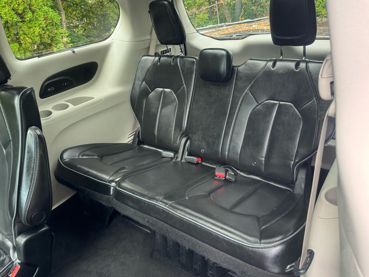 Chrysler Pacifica Limited 2018